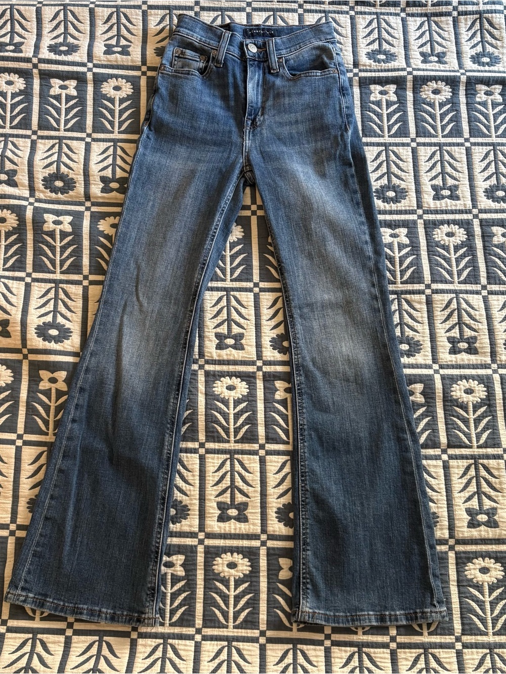 Aeropostale High Rise Flare Jeans Size 000